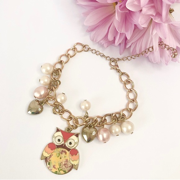 Jewelry - Owl pearl charm bracelet